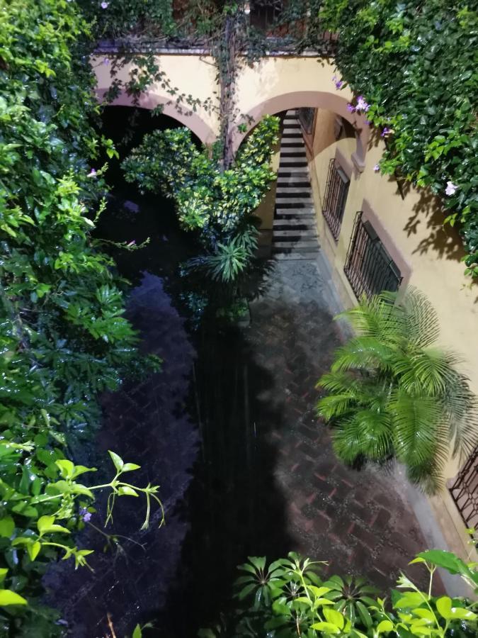 Apartamento Cuarto Panchito ***Centro Histórico*** Querétaro Exterior foto